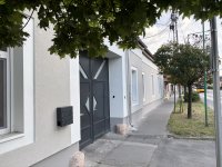 Kiadó téglalakás, albérlet, Esztergomban 145 E Ft / hó