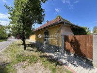 Eladó családi ház, Berhidán 31.9 M Ft, 2 szobás