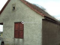 Eladó mezogazdasagi ingatlan, Sárkeresztúron 3 M Ft