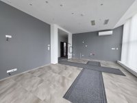 Eladó iroda, Szigetszentmiklóson 95 M Ft, 4 szobás