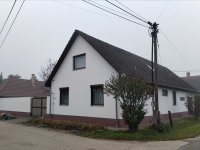 Eladó családi ház, Cegléden 72.8 M Ft, 5 szobás