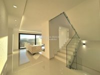 Eladó családi ház, Szentendrén 349.9 M Ft, 5 szobás