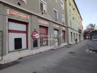 Eladó üzlethelyiség, Komlón 13.5 M Ft / költözzbe.hu