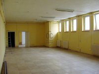Kiadó üzlethelyiség, Solymáron 320 E Ft / hó