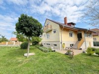 Eladó családi ház, Rumon 78.8 M Ft, 5 szobás