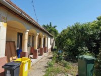 Eladó családi ház, Szirmabesenyőn 20 M Ft, 3 szobás