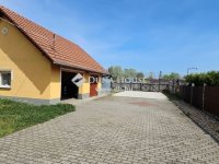 Eladó családi ház, Tápiószecsőn 64.9 M Ft, 3 szobás