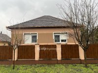 Eladó családi ház, Újszilváson 44.9 M Ft, 3 szobás