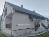 Eladó családi ház, Ostoroson 63.5 M Ft, 3 szobás