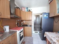 Eladó panellakás, Békéscsabán 29.9 M Ft, 3 szobás