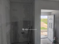 Eladó családi ház, Görbeházán 33 M Ft, 2 szobás
