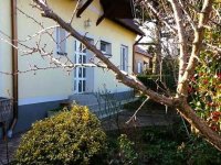 Eladó családi ház, Pétfürdőn 99 M Ft, 5+1 szobás