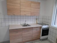Kiadó téglalakás, albérlet, Szolnokon 138 E Ft / hó, 3 szobás