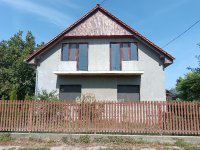 Eladó családi ház, Debrecenben 51.3 M Ft, 6 szobás