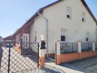 Eladó családi ház, Zsámbokon 59.9 M Ft, 5 szobás