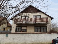 Eladó családi ház, XV. kerületben 125 M Ft, 6 szobás