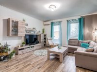 Eladó családi ház, Szigetszentmiklóson 126 M Ft, 4 szobás