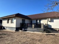Eladó családi ház, Délegyházán 119 M Ft, 5 szobás