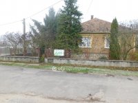 Eladó családi ház, Komjátiban 15.9 M Ft, 4 szobás