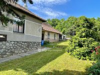 Eladó családi ház, Csikóstőttősön 22.9 M Ft, 4 szobás