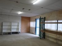 Kiadó ipari ingatlan, Komáromban 170 E Ft / hó, 1 szobás