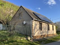 Eladó családi ház, Dunaszekcsőn 27.9 M Ft, 3 szobás