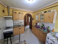 Eladó családi ház, Szegeden 38 M Ft, 3 szobás