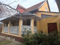 Eladó családi ház, Mezőhegyesen 25 M Ft, 7+1 szobás