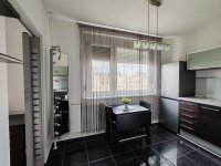 Eladó panellakás, Tatabányán 35 M Ft, 1 szobás