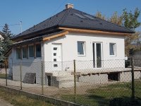 Eladó családi ház, Szigetszentmiklóson 71.9 M Ft, 3+1 szobás