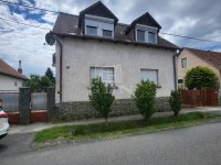 Eladó családi ház, Sárváron 53 M Ft, 6 szobás