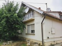 Eladó téglalakás, Gyulán 81 M Ft, 6 szobás