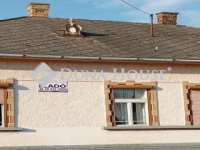 Eladó családi ház, Jászladányon 18 M Ft, 4 szobás