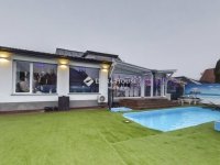 Eladó családi ház, Szigethalmon 259.9 M Ft, 7 szobás