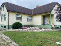 Eladó családi ház, Kiskunhalason 38.99 M Ft, 6 szobás