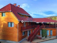 Eladó családi ház, Szilvásváradon 149 M Ft, 9 szobás