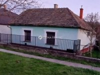Eladó családi ház, Vérteskethelyen 29.9 M Ft, 2 szobás