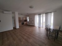 Kiadó ikerház, albérlet, Gödön 800 E Ft / hó, 5 szobás