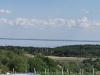 Eladó üzlethelyiség, Balatonalmádiban 115 M Ft, 3 szobás