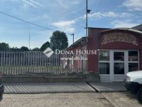 Eladó családi ház, Vecsésen 50 M Ft, 1 szobás