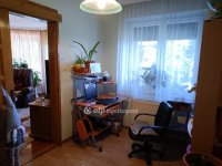 Eladó családi ház, Isaszegen 89.9 M Ft, 3 szobás