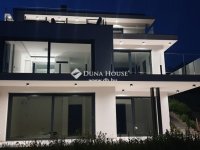 Eladó családi ház, Szentendrén 349.9 M Ft, 5 szobás