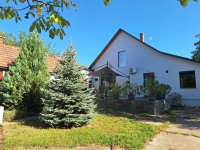 Eladó családi ház, Kecskeméten 89.9 M Ft, 3 szobás