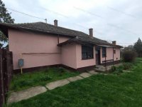 Eladó családi ház, Törökszentmiklóson 9.2 M Ft, 2 szobás
