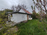 Eladó családi ház, Várpalotán 9.9 M Ft, 1 szobás