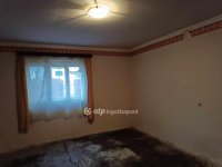 Eladó családi ház, Hajdúböszörményen 20 M Ft, 2+1 szobás
