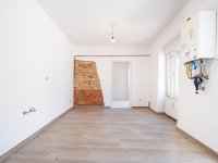 Eladó családi ház, Vácon 49.99 M Ft, 1+2 szobás