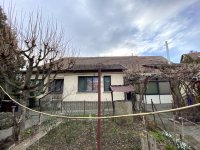 Eladó családi ház, Budakalászon 69.9 M Ft, 3 szobás