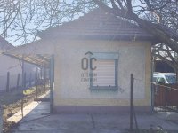 Eladó családi ház, Szigetszentmiklóson 69.99 M Ft, 2 szobás