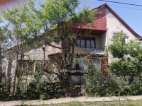 Eladó családi ház, Tiszaföldváron 24 M Ft, 4 szobás